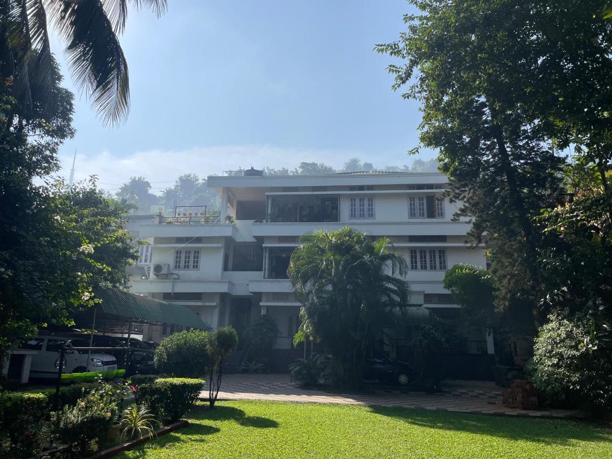 The Choudhury Manor Homestay Guwahati Zewnętrze zdjęcie