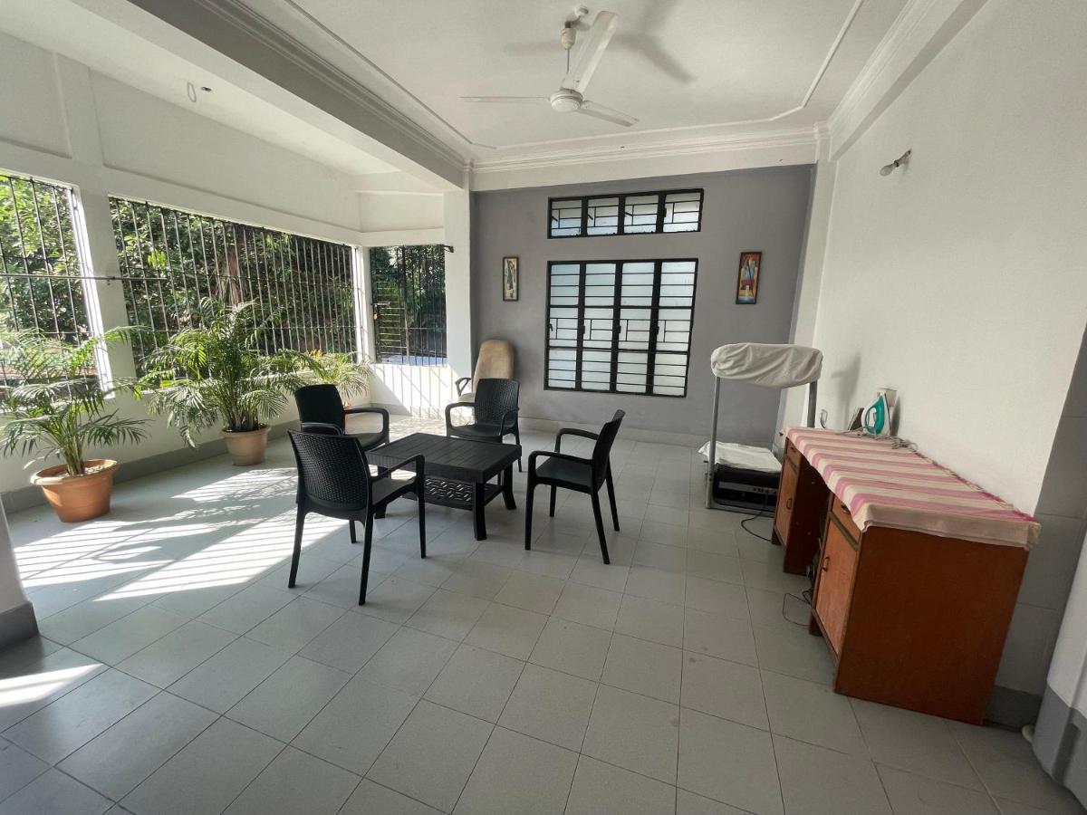 The Choudhury Manor Homestay Guwahati Zewnętrze zdjęcie