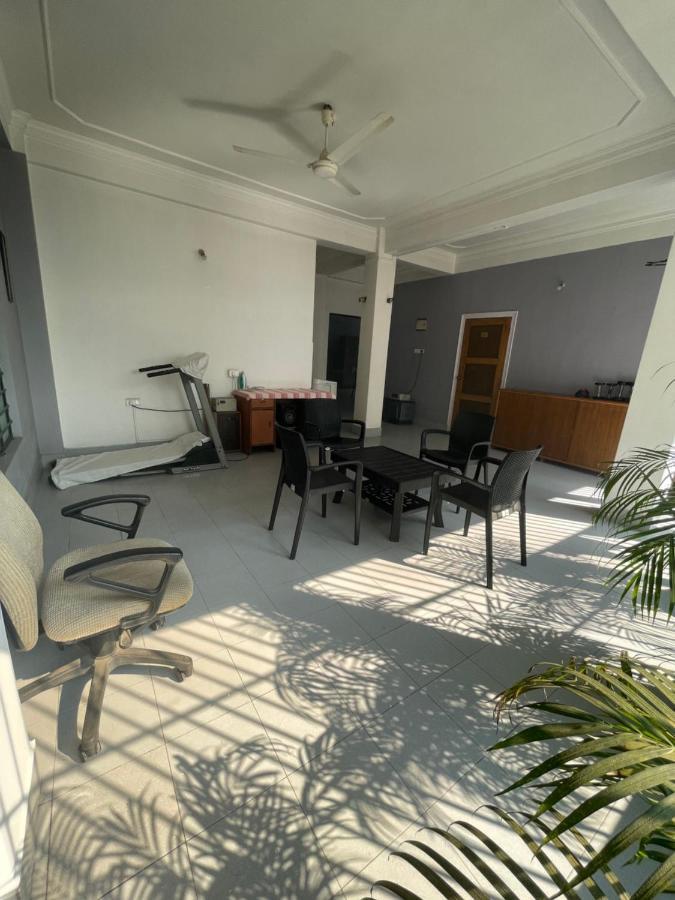 The Choudhury Manor Homestay Guwahati Zewnętrze zdjęcie